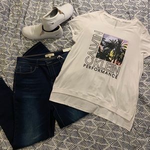 Calvin Klein Tee Shirt